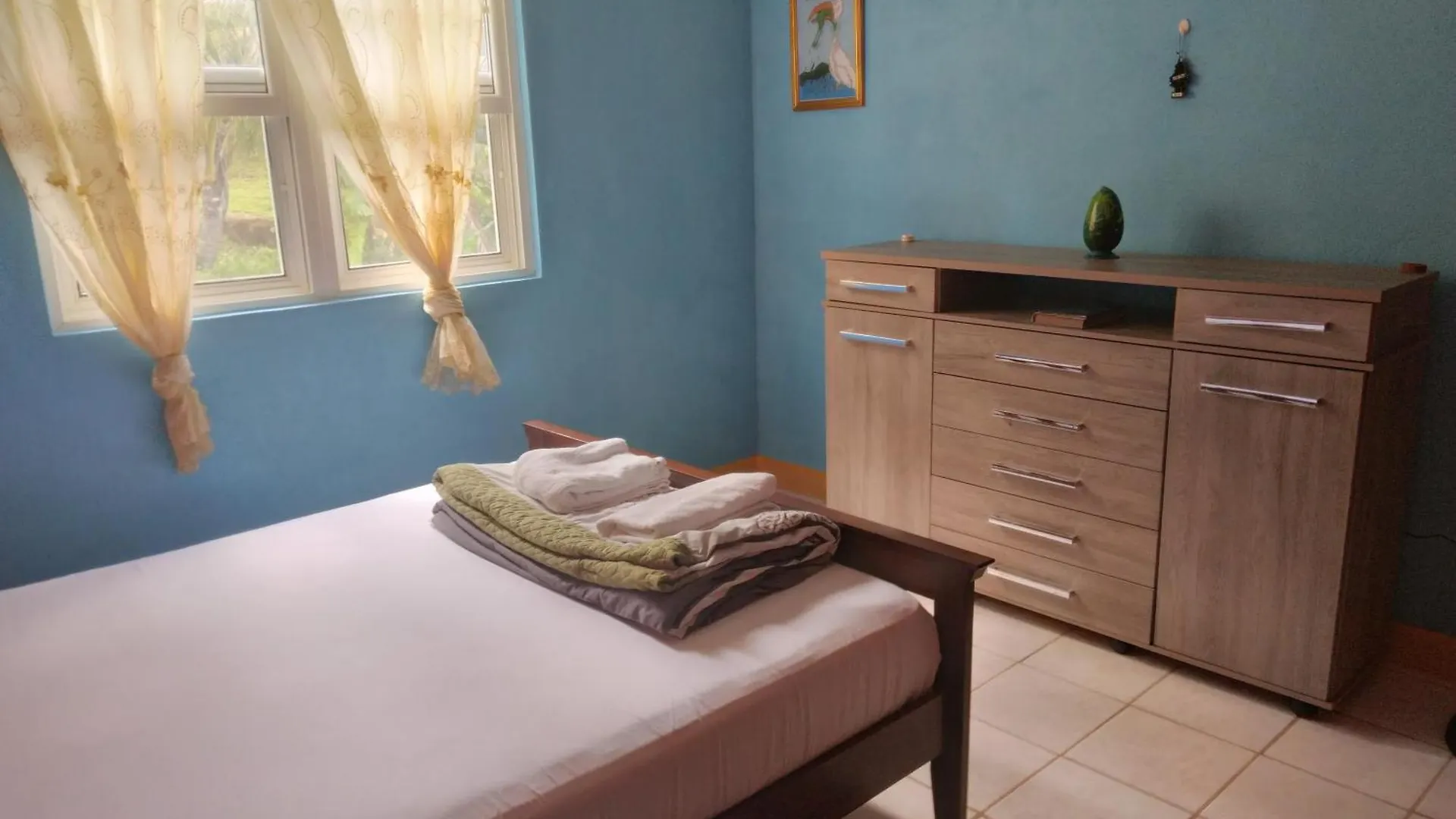 Danglez Bed & Breakfast Bataka Dominica